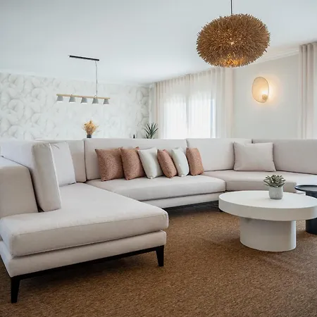 Magnolia Luxury Βίλα