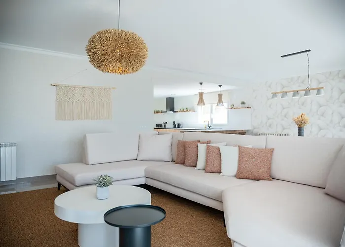 Вилла Magnolia Luxury Виейра-де-Лейрия
