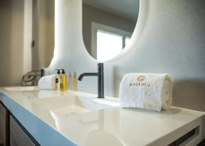 Magnolia Luxury