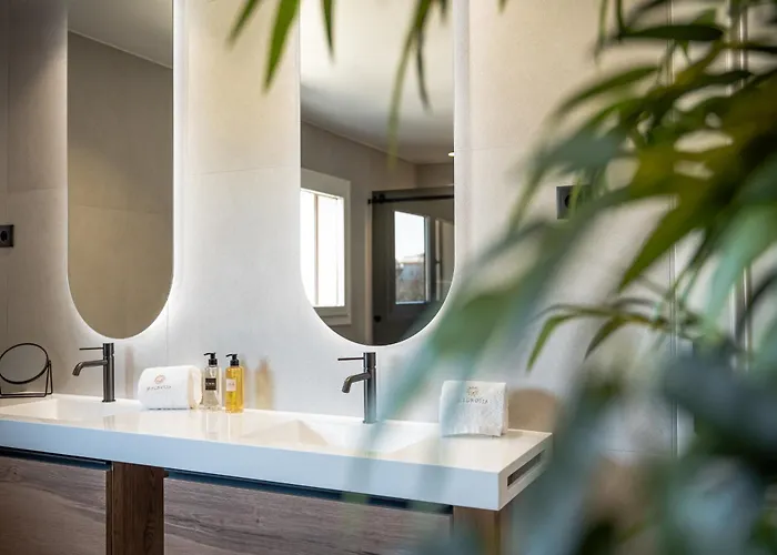 Magnolia Luxury וילה ויירה דה לייריה